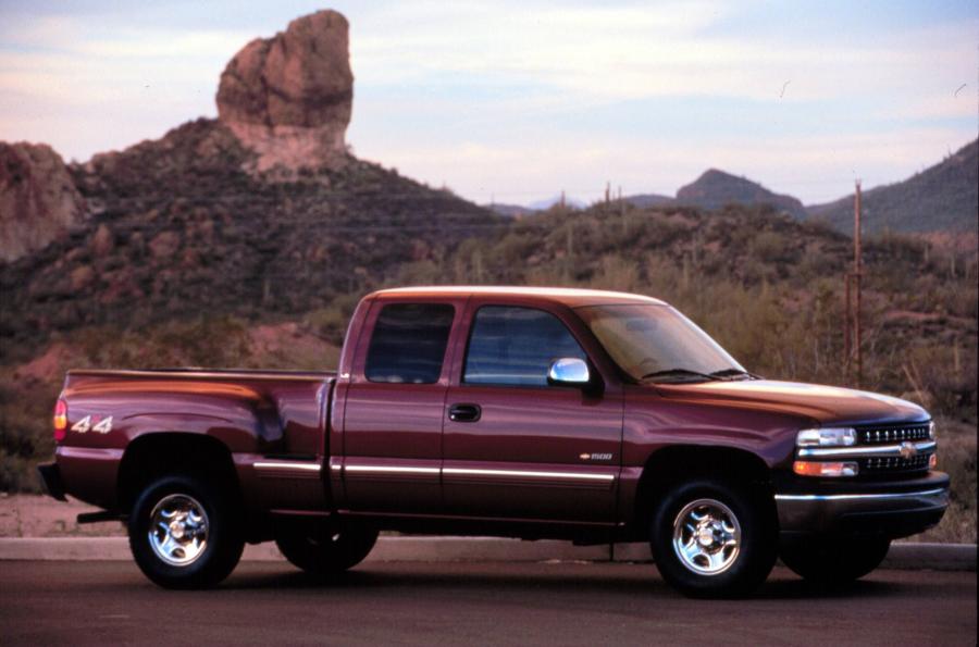  Chevrolet Silverado 1999 года  (фото 25 из 61)